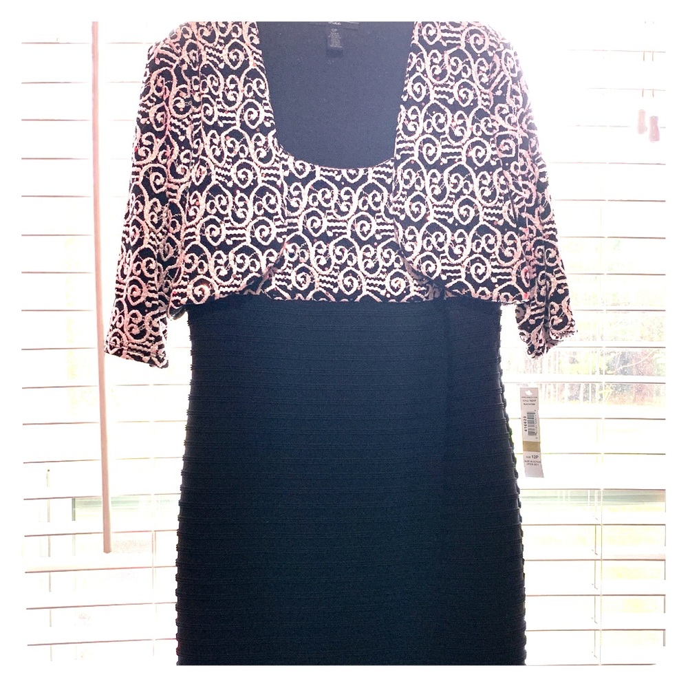 R & M Richards petite Dress 👗